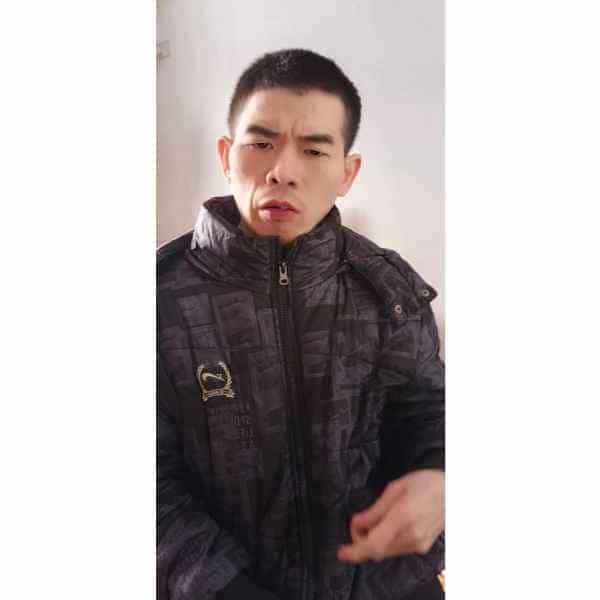 33岁岁四川单身帅哥 - 甘南吉缘网