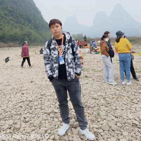 35岁岁浙江单身帅哥 - 甘南吉缘网