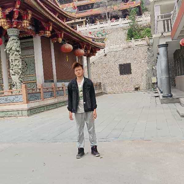 28岁岁江西单身帅哥 - 甘南吉缘网