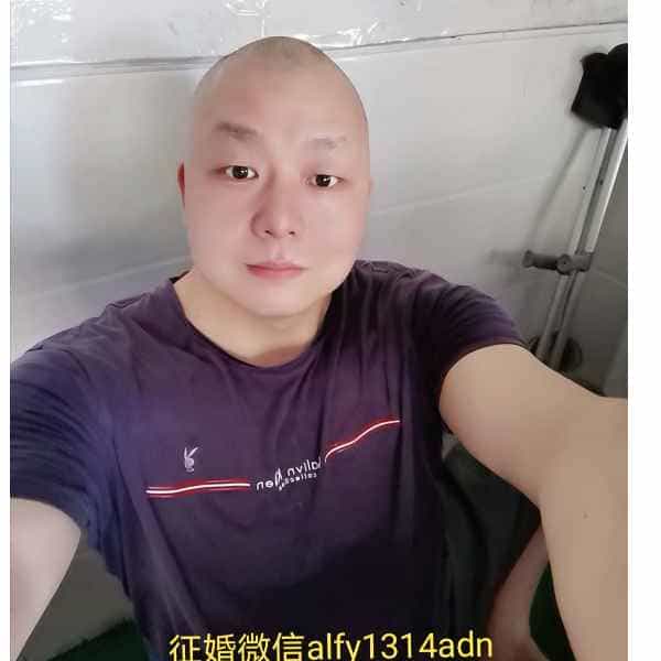 45岁岁湖南单身帅哥 - 甘南吉缘网
