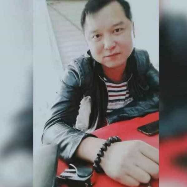 40岁岁湖南单身帅哥 - 甘南吉缘网